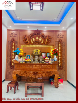 Bàn thờ cổ mặt hổ phù ( mẫu Tứ Linh)